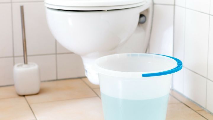 Badewasser kann man zum Abspülen der Toilette verwenden