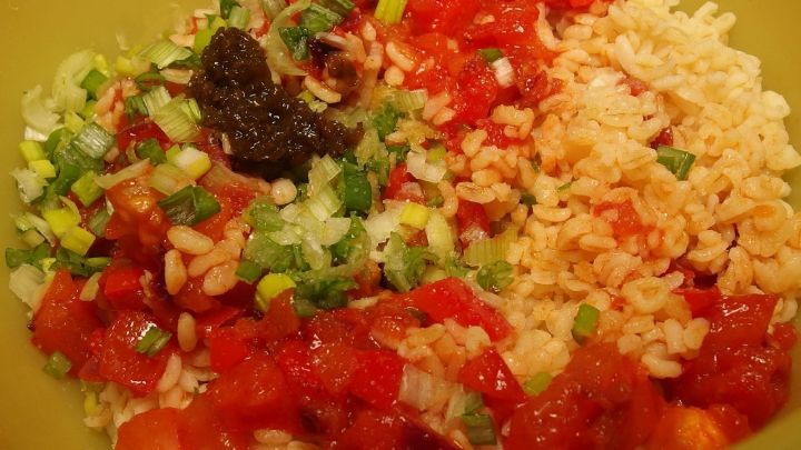 Kisir Salat Mit Bulgur Weizengrutze Rezept Frag Mutti