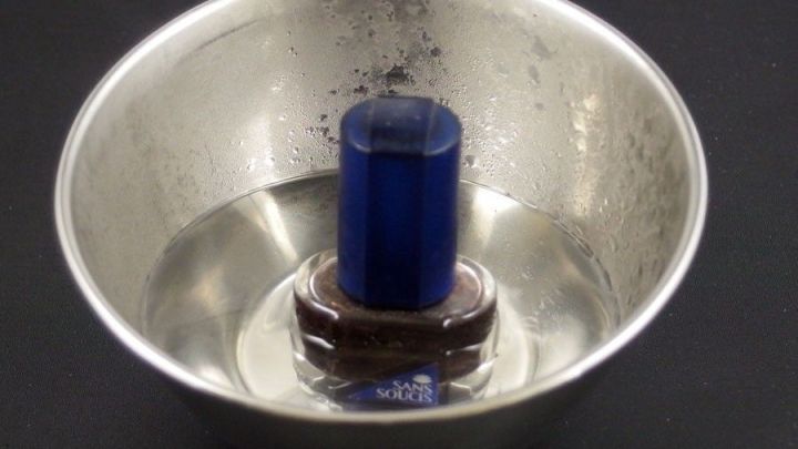 Ausgetrockneten Nagellack kann man mit diesem Trick wieder flüssig machen.