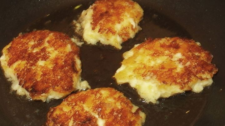 Geht schnell und schmeckt jedesmal anders, je nachdem was für ein Quark überbleibt.