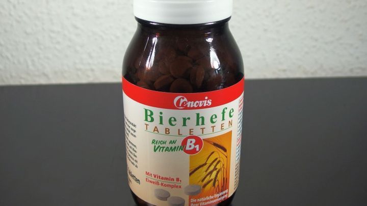 Bierhefe ist sehr gesund für den Kater oder Katze.