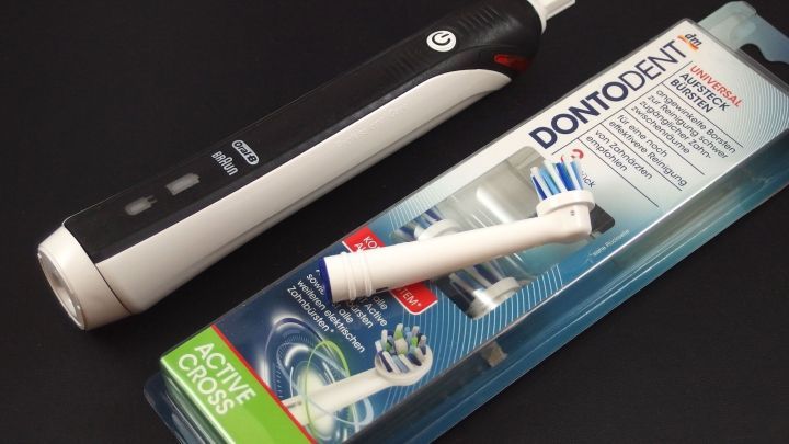 Günstigere Oral B Ersatzbürsten für die elektrische Zahnbürste.