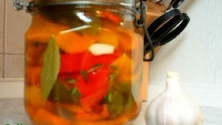Rezept: Eingelegte Paprika | Frag Mutti