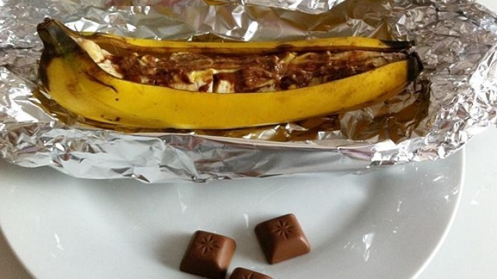 Rezept: Gebackene Banane mit Schokoladenstückchen | Frag Mutti