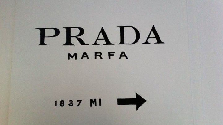 Prada Marfa Auf Leinwand Selber Machen Frag Mutti