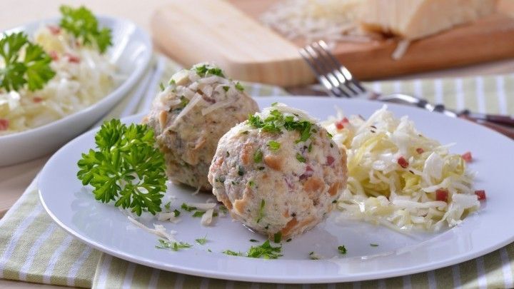 Resteverwertung: Tiroler Knödel - Rezept | Frag Mutti