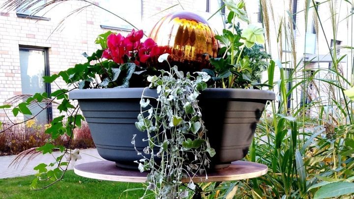 Sonnenschirmständer zweckentfremden | Frag Mutti