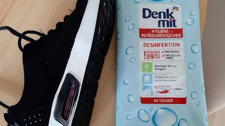 Weiße Sohlen reinigen I 3 super Tipps wie Du Deine weißen Weiße Sohlen reinigen I 3 super Tipps wie Du Deine weißen