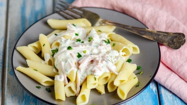 Nudeln In Frischkase Sahne Schinkensauce Rezept Frag Mutti