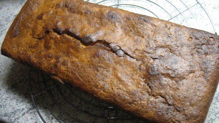 Saftiger Zucchini-Zitronen-Kuchen - Rezept | Frag Mutti