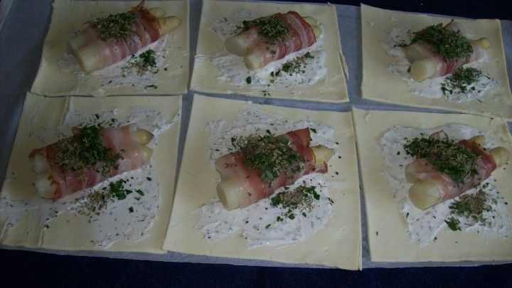 Pikante Blätterteigtaschen mit Spargel - Rezept | Frag Mutti