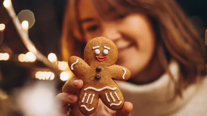 Knusper, Knusper, Knäuschen - nicht nur Hänsel und Gretel lieben Lebkuchen. Auch Lotte ist verrückt danach. Aber woher kommt das Wort "Lebkuchen"?