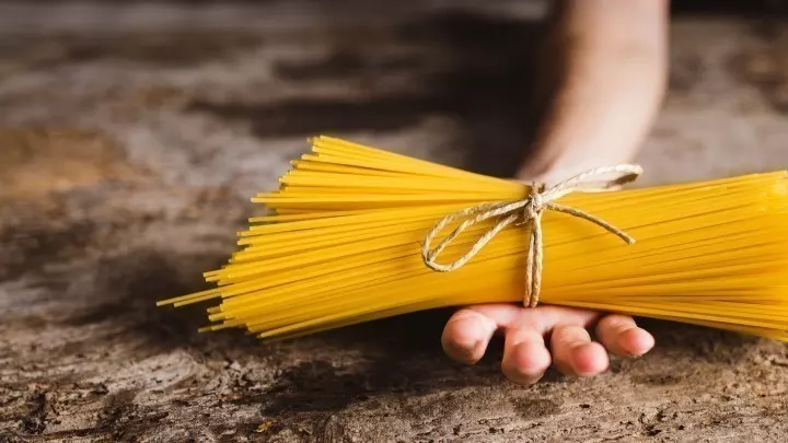 Spaghetti: Lange, dünne Nudeln