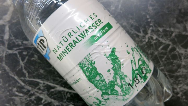 haarspuelung mit mineralwasser