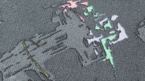 Mit Salmiakgeist und Wasser lässt sich Erbrochenes gut vom Teppich entfernen.