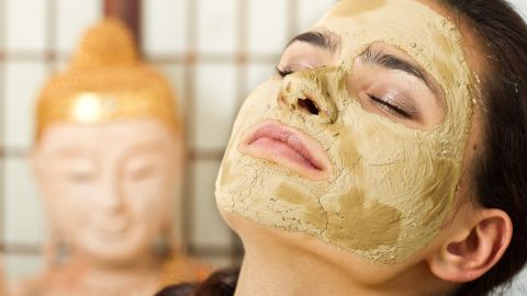 Gesichtsmaske aus Heilerde