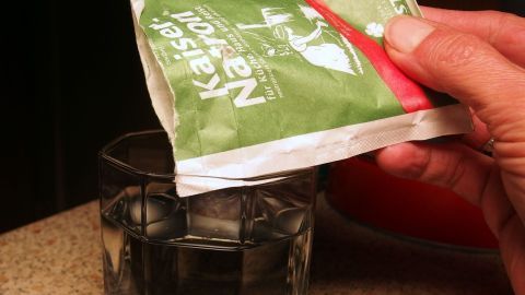Natron hilft, nach übermäßigem Alkoholgenuss, schnell wieder fit zu werden.
