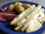 Spargel mit <strong>Senfsauce</strong>