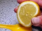 Zitrone gegen Schluckauf