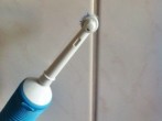 Badfugen ohne Kraftanstrengung mit elektrischer Zahnbürste <strong>reinigen</strong>
