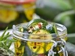 <strong>Eingelegte Zucchini</strong>