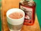 Lumumba - heißes alkoholisches Getränk mit Kakao und Rum