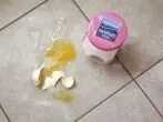 Ei auf dem Boden schnell und einfach entfernen