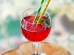 Iro - Rotwein mit Zitronenlimo