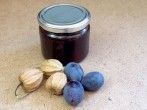 <strong>Pflaumenmarmelade</strong> mit Physalis
