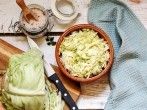 Spitzkohl als <strong>Krautsalat</strong> (weicher, milder, schneller)