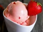 Himbeer/Erdbeer/Heidelbeer-Eis auf die Schnelle