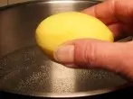 Kartoffeln mit heißem Wasser aufsetzen