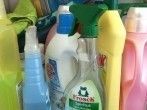 Sparen: &Uuml;berfl&uuml;ssige Putzmittel