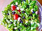<strong>Feldsalat</strong> mit Blaubeeren
