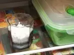 Mehl gegen Gerüche und Feuchtigkeit im Kühlschrank