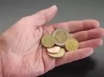 Wechselgeld sofort nachzählen