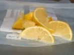 Zitronenschnitze einfrieren - Immer frischen Zitronensaft zur Hand