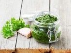 Knoblauch-Petersilien-<strong>Pesto</strong>
