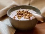 Schnell ein süßes Joghurt machen