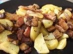 Gebratene Pilze mit Kümmel-Speck-Kartoffeln