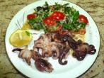 Mini-Kalamari gebraten mit Tabbouleh-Salat