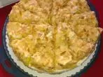 Schneetorte (Schwimmbadtorte, Stachelbeerbaisertorte)
