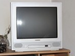 Vergilbter verrauchter PC und TV mit Backofenspray reinigen