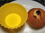 Muffins aus Silikonform lösen
