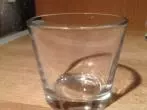 Wachsreste aus Glas entfernen
