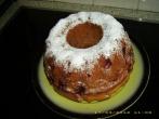 Vanille-Napfkuchen mit Erdbeeren