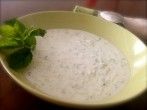 Kalte t&uuml;rkische Gurkensuppe