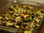 Zucchini gefüllt mit Gemüse und Quinoa - vegetarisch