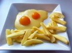 Falsches Spiegelei mit Apfel <strong>Pommes</strong>