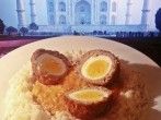 Nargisi: Indische Hackbällchen mit Ei in Joghurtsoße